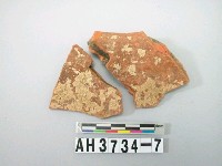 藏品(紅色細砂陶口緣殘片)的圖片